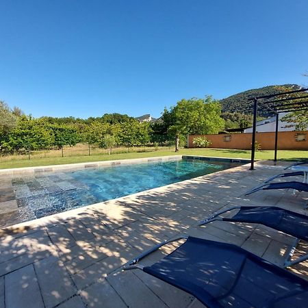 En Provence, Luberon, Villa Avec Piscine A Maubec Eksteriør bilde